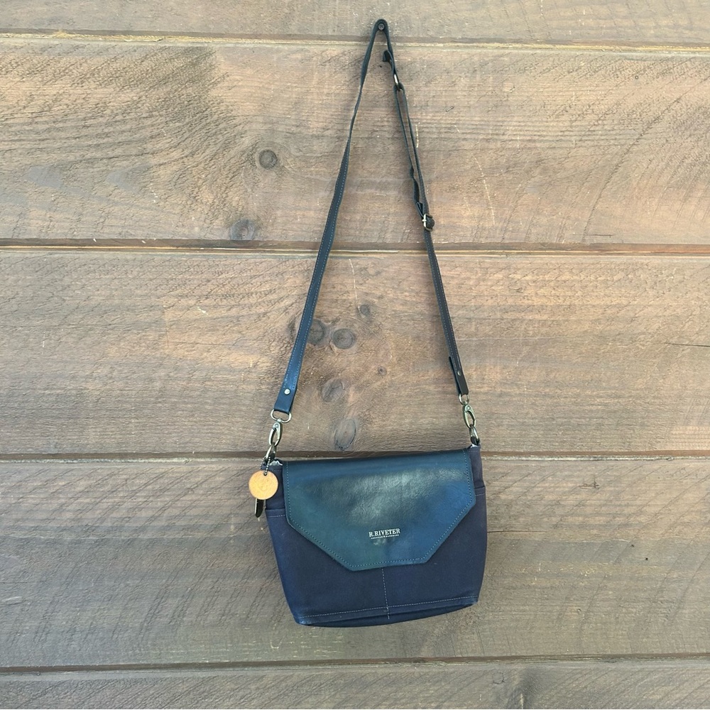 R riveter purse